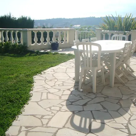 300 Sqm On Fabron Hill With Pool *
