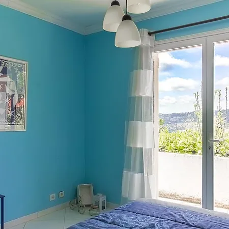 300 Sqm On Fabron Hill With Pool